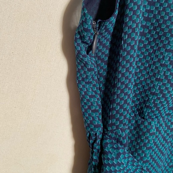 Merona‎ Career Tank Top - Picture 8 of 9